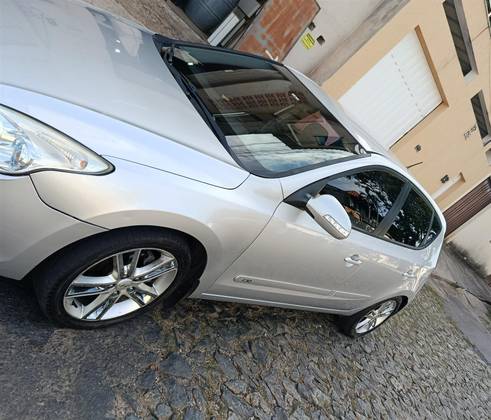 HYUNDAI I30 2.0 MPFI GLS 16V GASOLINA 4P AUTOMÁTICO HYUNDAI I30 2.0 MPFI GLS 16V GASOLINA 4P AUTOMÁTICO